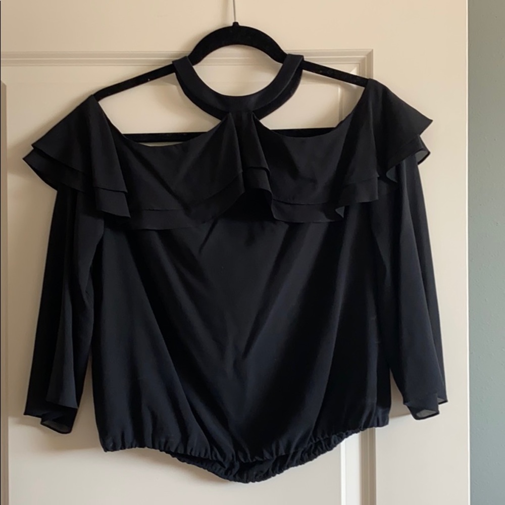 Alice + Olivia Black Off-Shoulder Ruffle Halter Blouse - Picture 5 of 7
